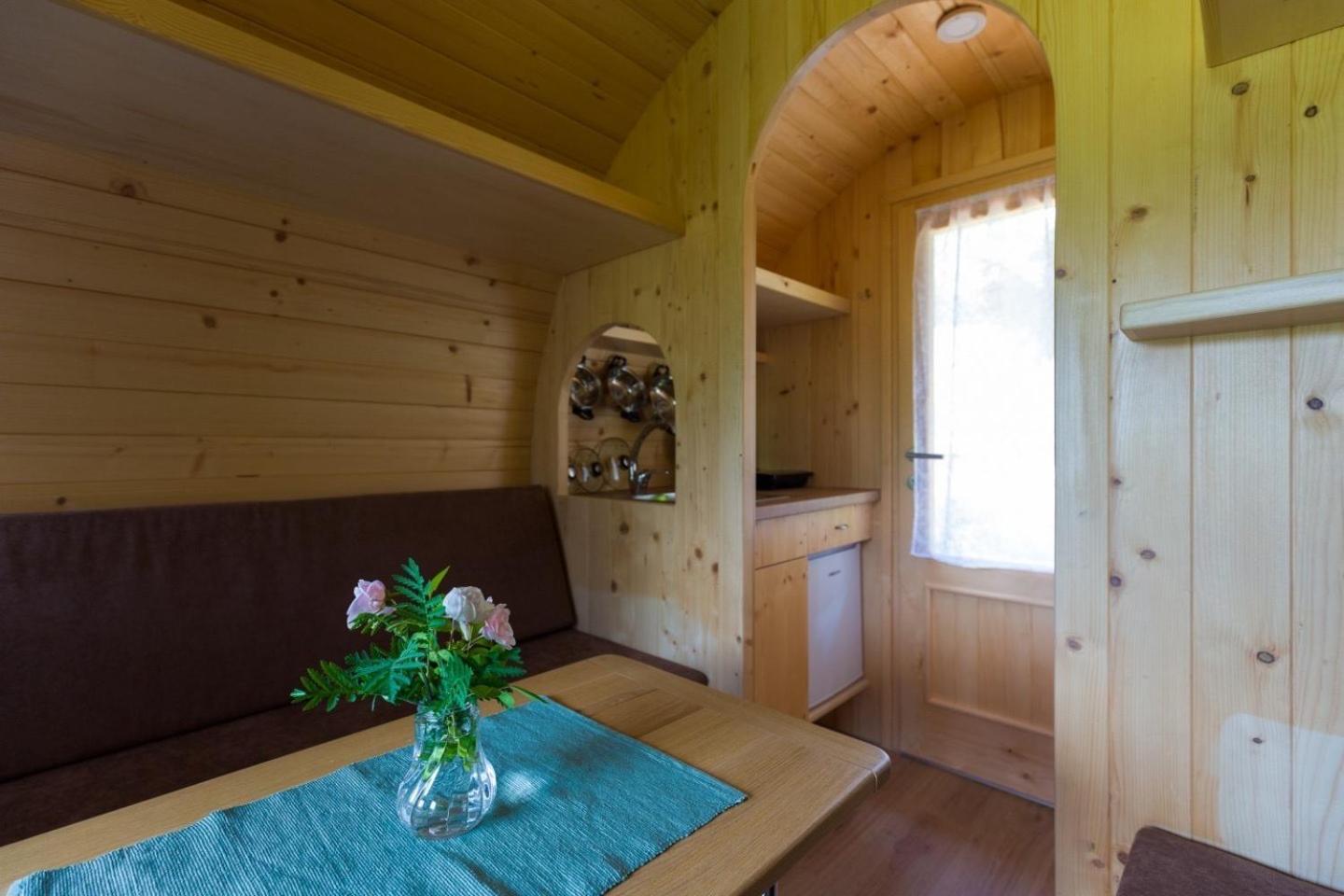 4 Elements Glamping & Apartments เบลด ภายนอก รูปภาพ