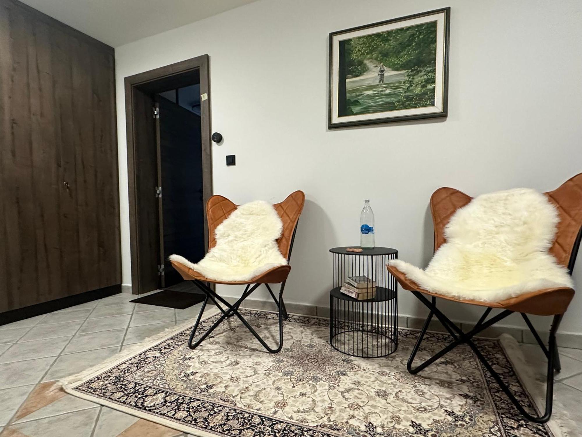 4 Elements Glamping & Apartments เบลด ภายนอก รูปภาพ