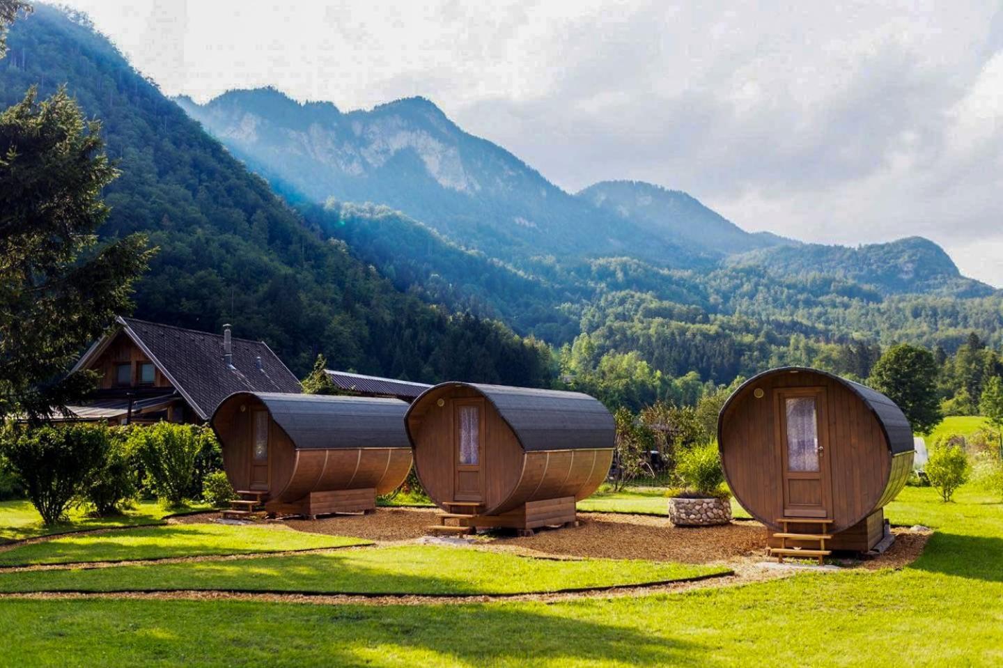4 Elements Glamping & Apartments เบลด ภายนอก รูปภาพ